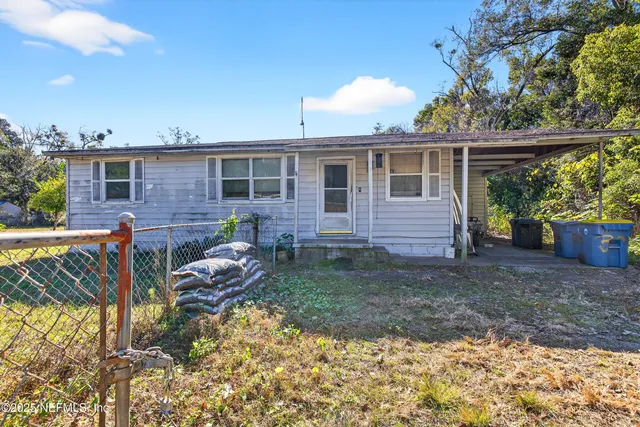 $300,000 | 24 Clark Road, Jacksonville, FL 32218