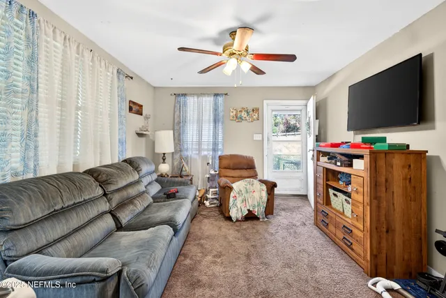 $300,000 | 24 Clark Road, Jacksonville, FL 32218