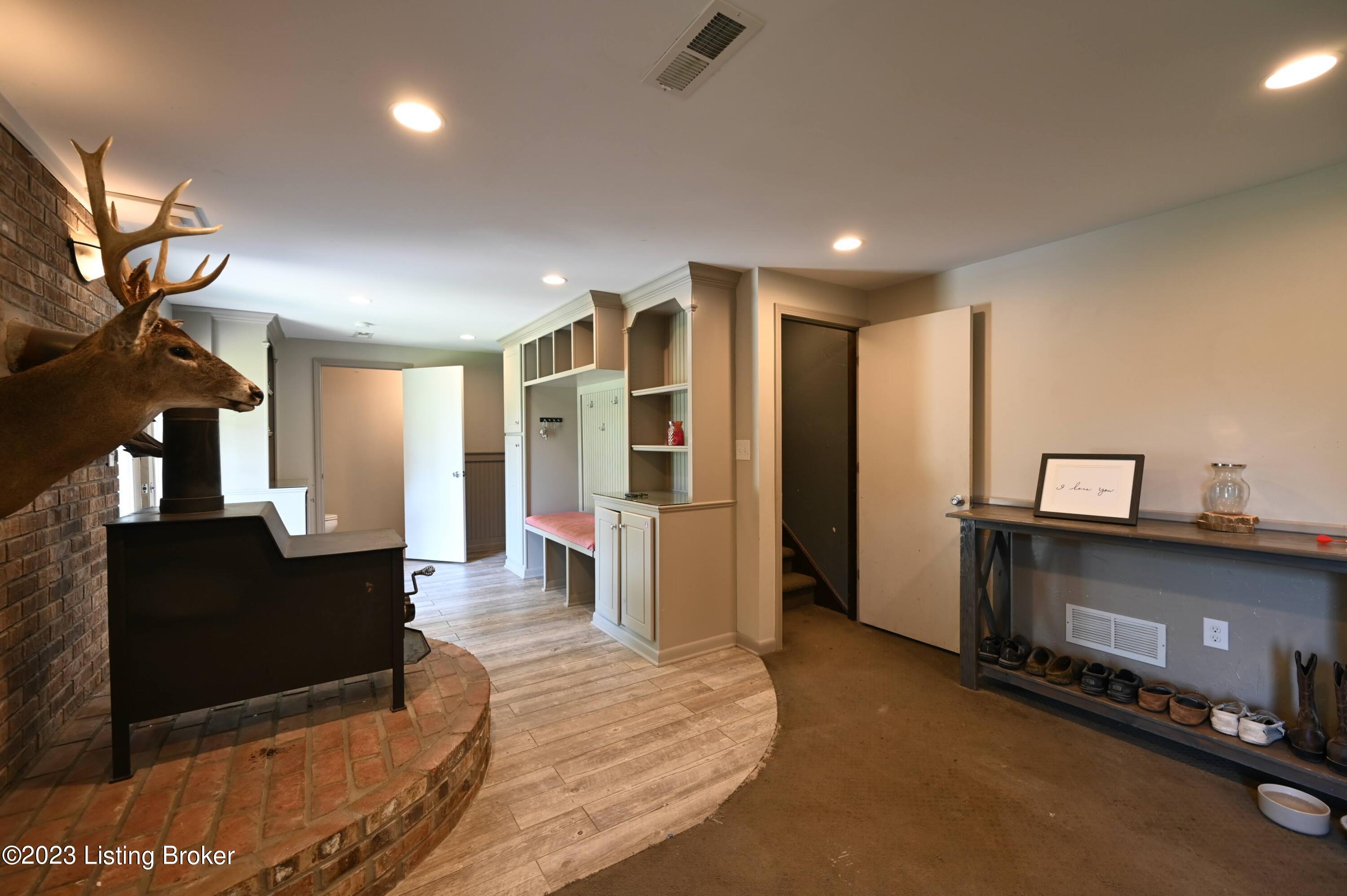 7910 Rochelle Road Louisville, KY 40228 - Photo 19 of 34 DSC_8846