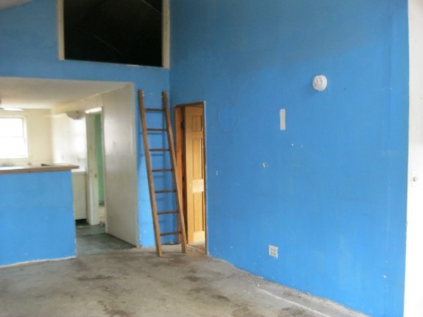 8 Stevens Way Rutland, MA 01543 - Photo 2 of 6 a view of a room with a bathroom