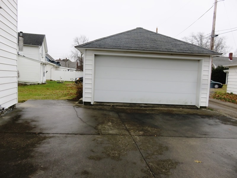 733 North 3rd Street Decatur, IN 46733 - Photo 6 of 17