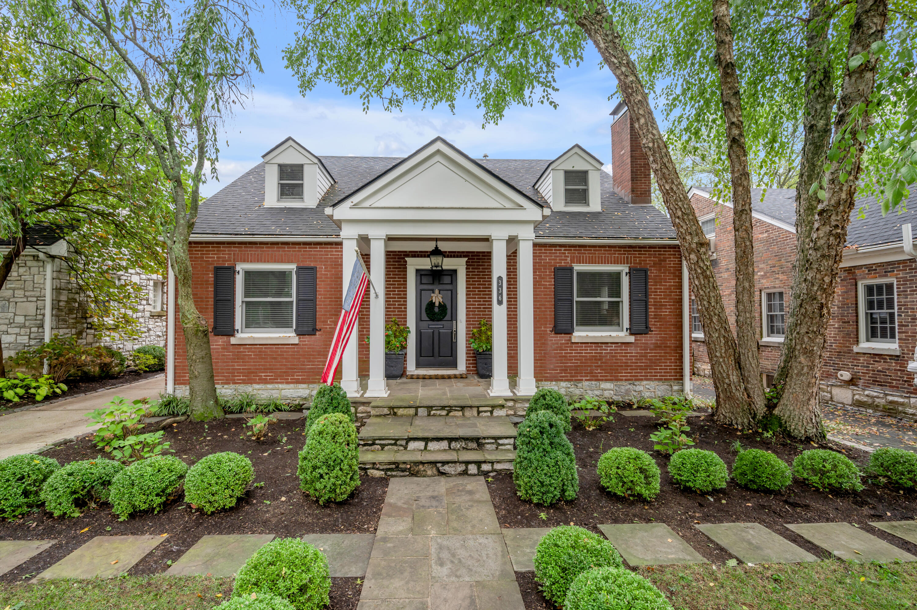 336 Cochran Road Lexington, KY 40502 - Photo 5 of 109 TDB_8378