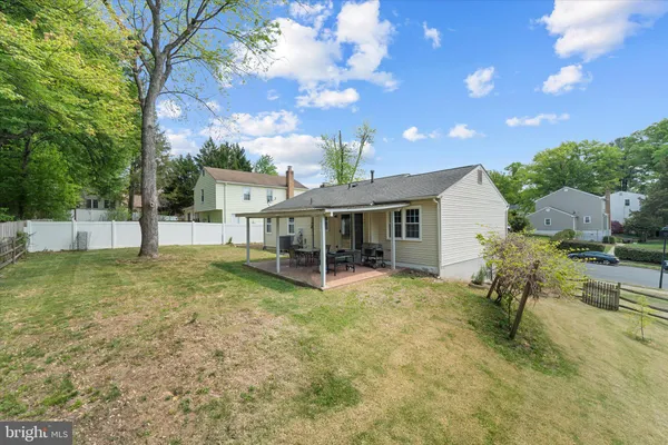 $2,600 | 8704 Arley Drive, Springfield, VA 22153