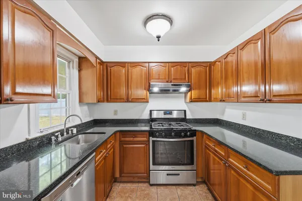 $2,600 | 8704 Arley Drive, Springfield, VA 22153