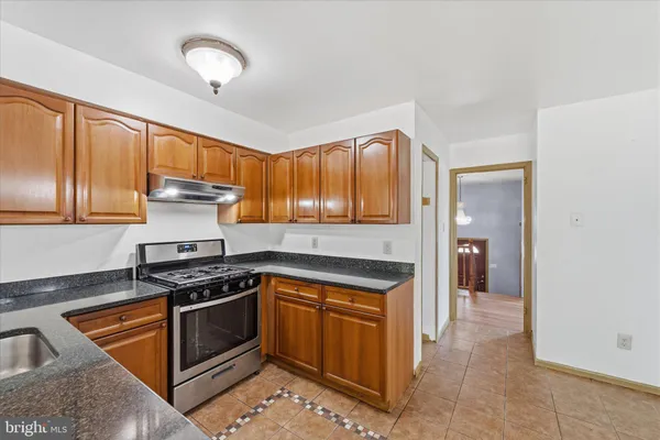 $2,600 | 8704 Arley Drive, Springfield, VA 22153