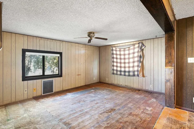 $209,900 | 929 Sprague Avenue, Buhl, ID 83316