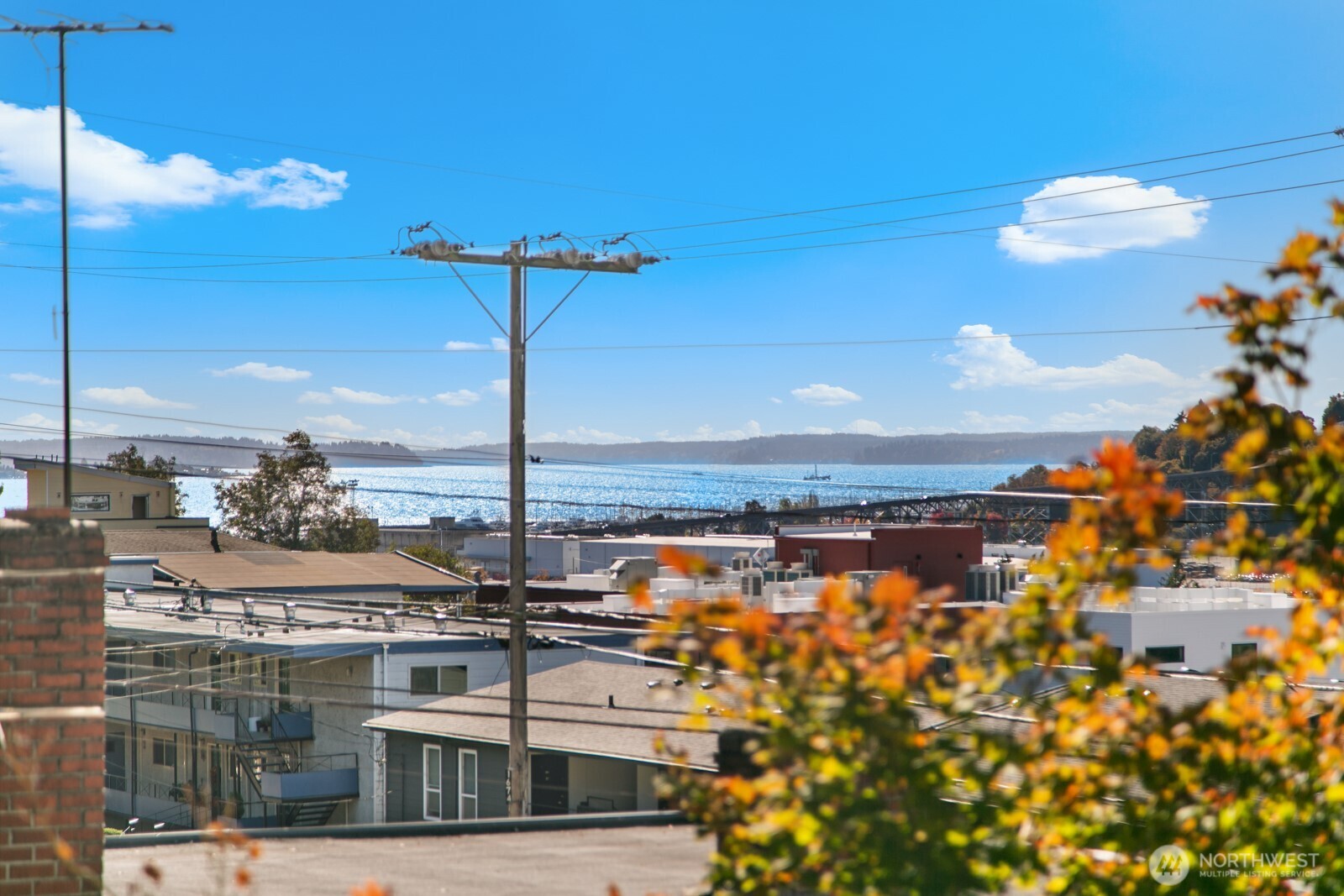 2808 14th Avenue West, Unit B Seattle, WA 98119 - Photo 33 of 39 a view of a city