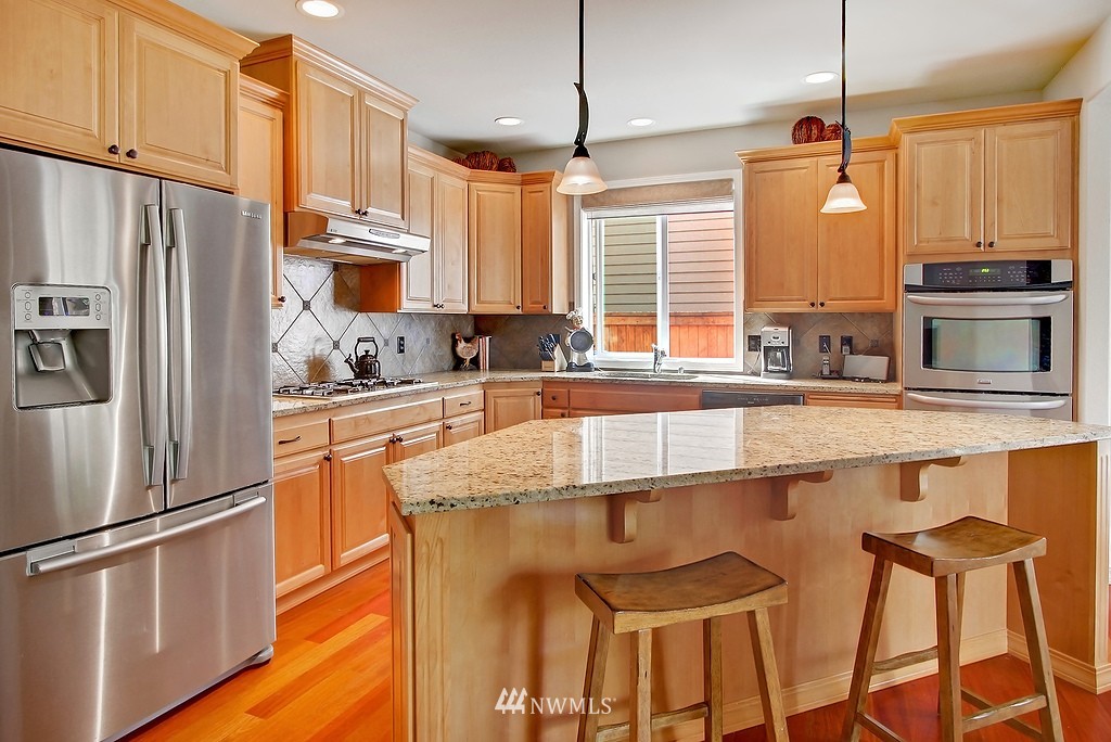 4121 215th Street Southeast Bothell, WA 98021 - Photo 7 of 15