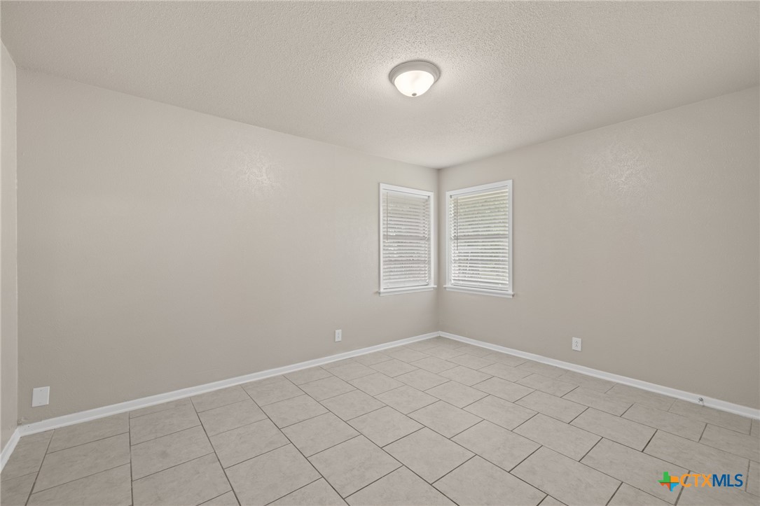 1609 Linwood Road Temple, TX 76502 - Photo 16 of 25 a view of an empty room