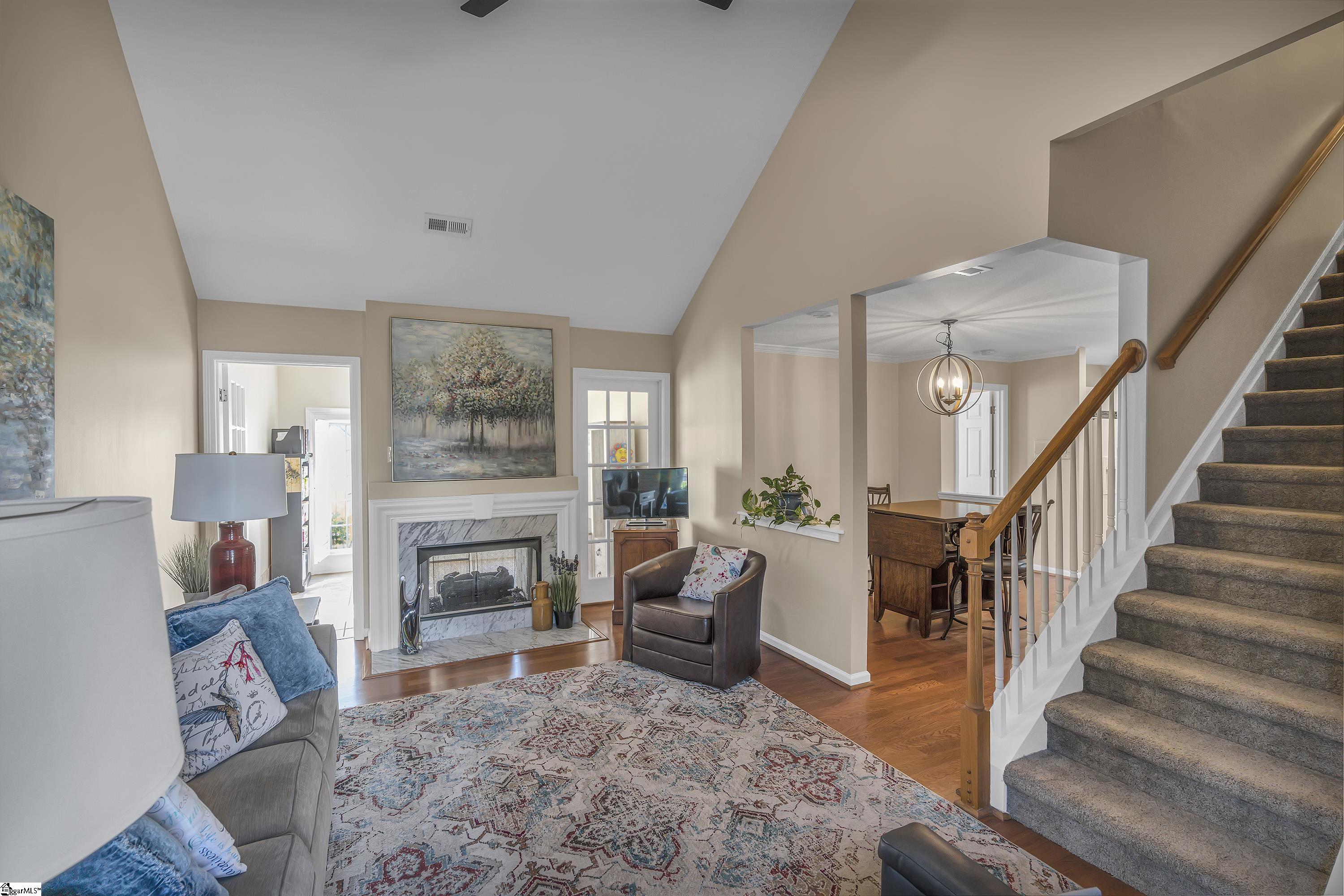 510 Cliffview Court Greer, SC 29650 - Photo 3 of 31