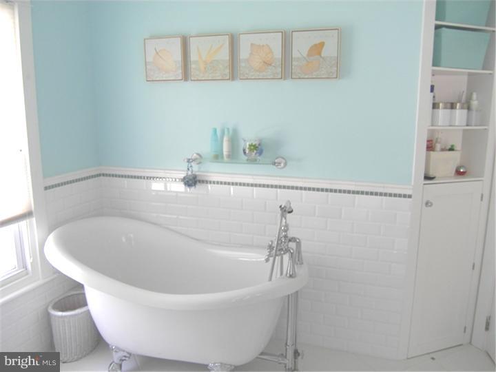 143 Conestoga Road Wayne, PA 19087 - Photo 14 of 23 Bathroom