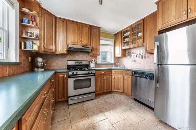 $1,150,000 | 92-69 220th Street | Queens Village