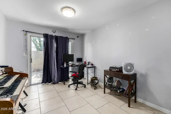 $385,000 | 14408 North 42nd Drive, Phoenix, AZ 85053
