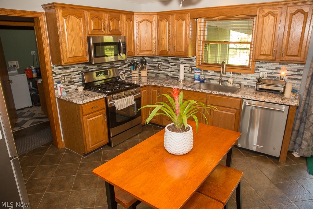 5947 Lear Nagle Road North Ridgeville, OH 44039 - Photo 8 of 29