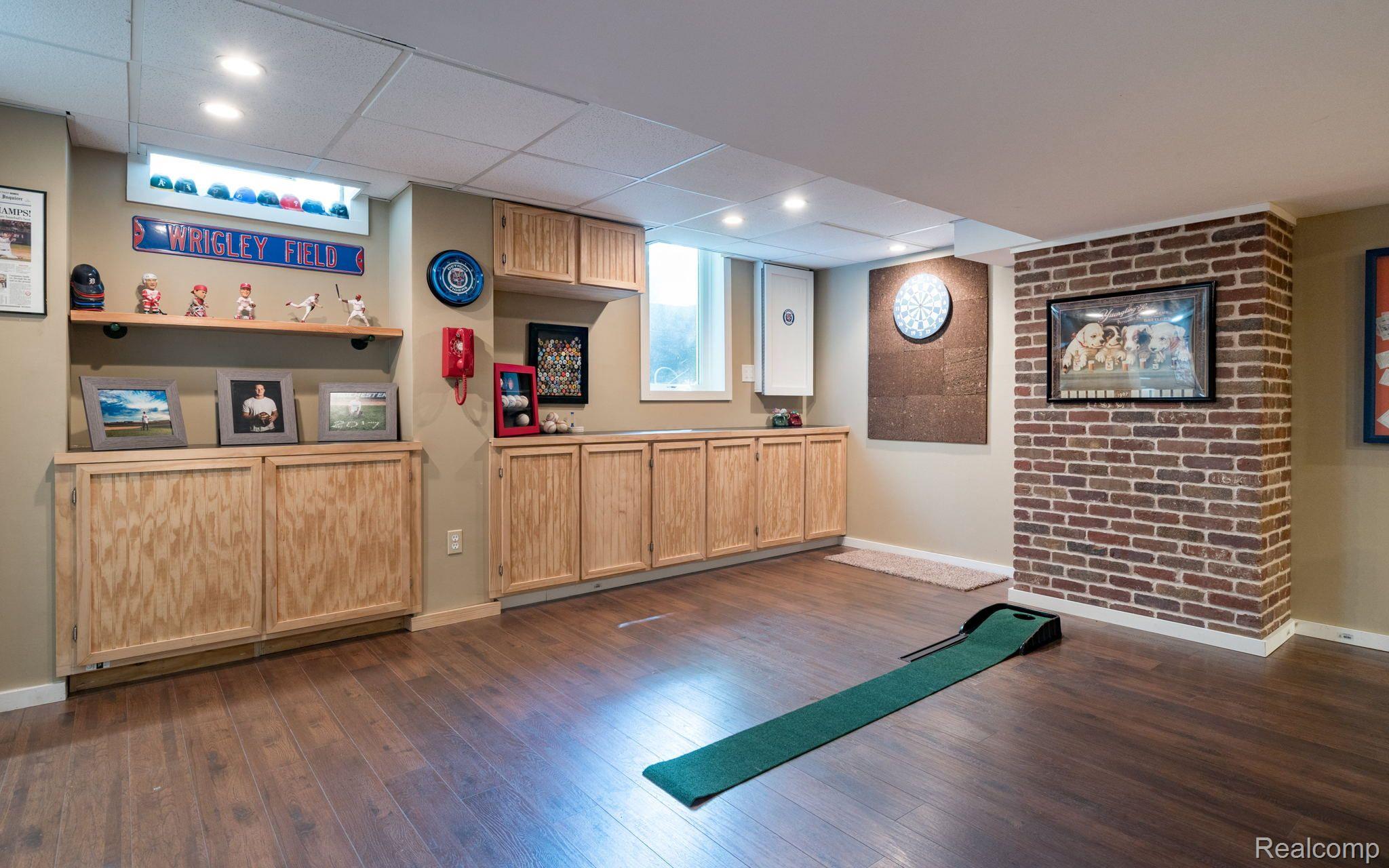 585 Bucknell Court Rochester, MI 48309 - Photo 38 of 43 Gallery Image 38