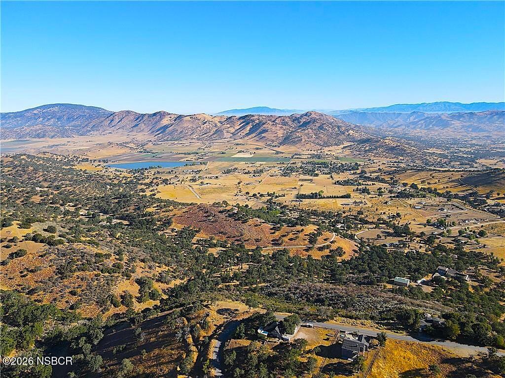 0 Zurich Drive Tehachapi, CA 93561 - Photo 3 of 52 an aerial view of residential house and green space