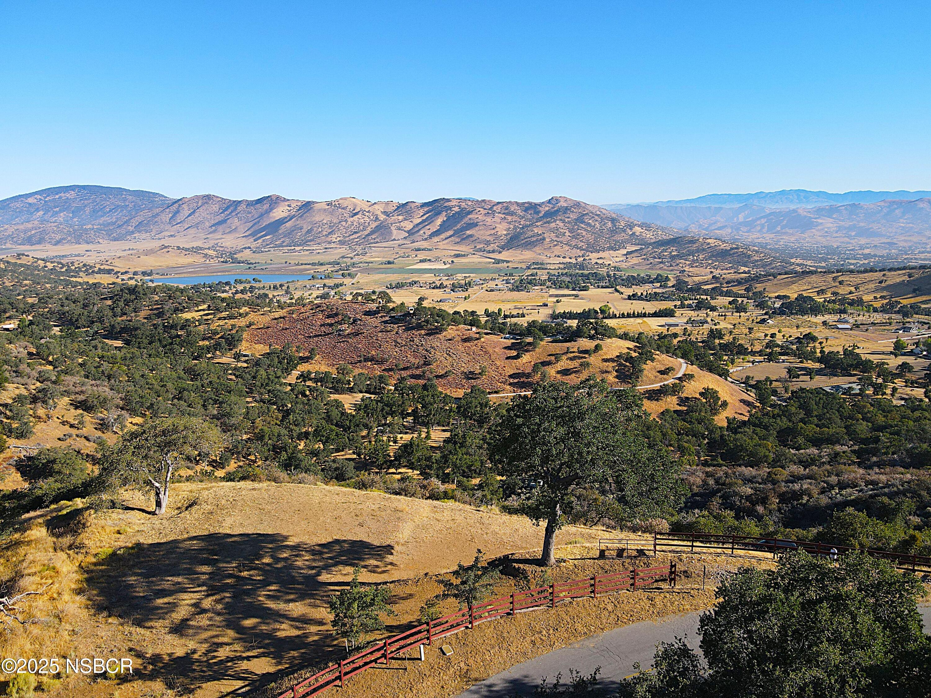 0 Zurich Drive Tehachapi, CA 93561 - Photo 51 of 52 a view of a mountain