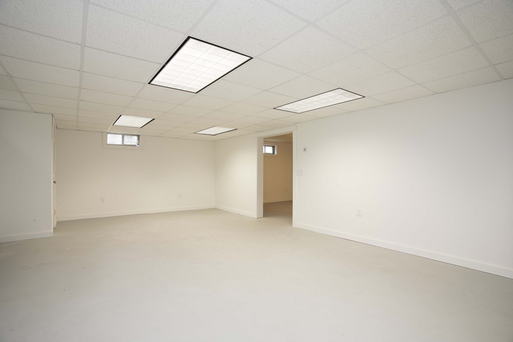 514 Snipatuit Road Rochester, MA 02770 - Photo 14 of 30
