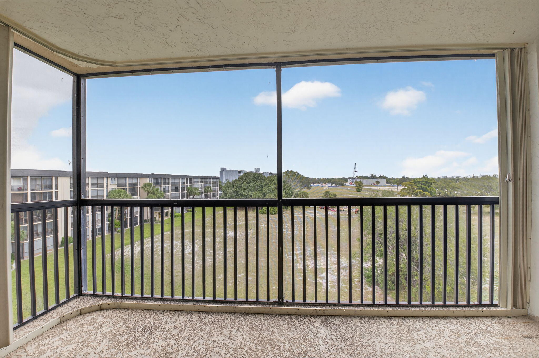 5280 Northwest 2nd Avenue, Unit PH17 Boca Raton, FL 33487 - Photo 25 of 35 25 Expansive View