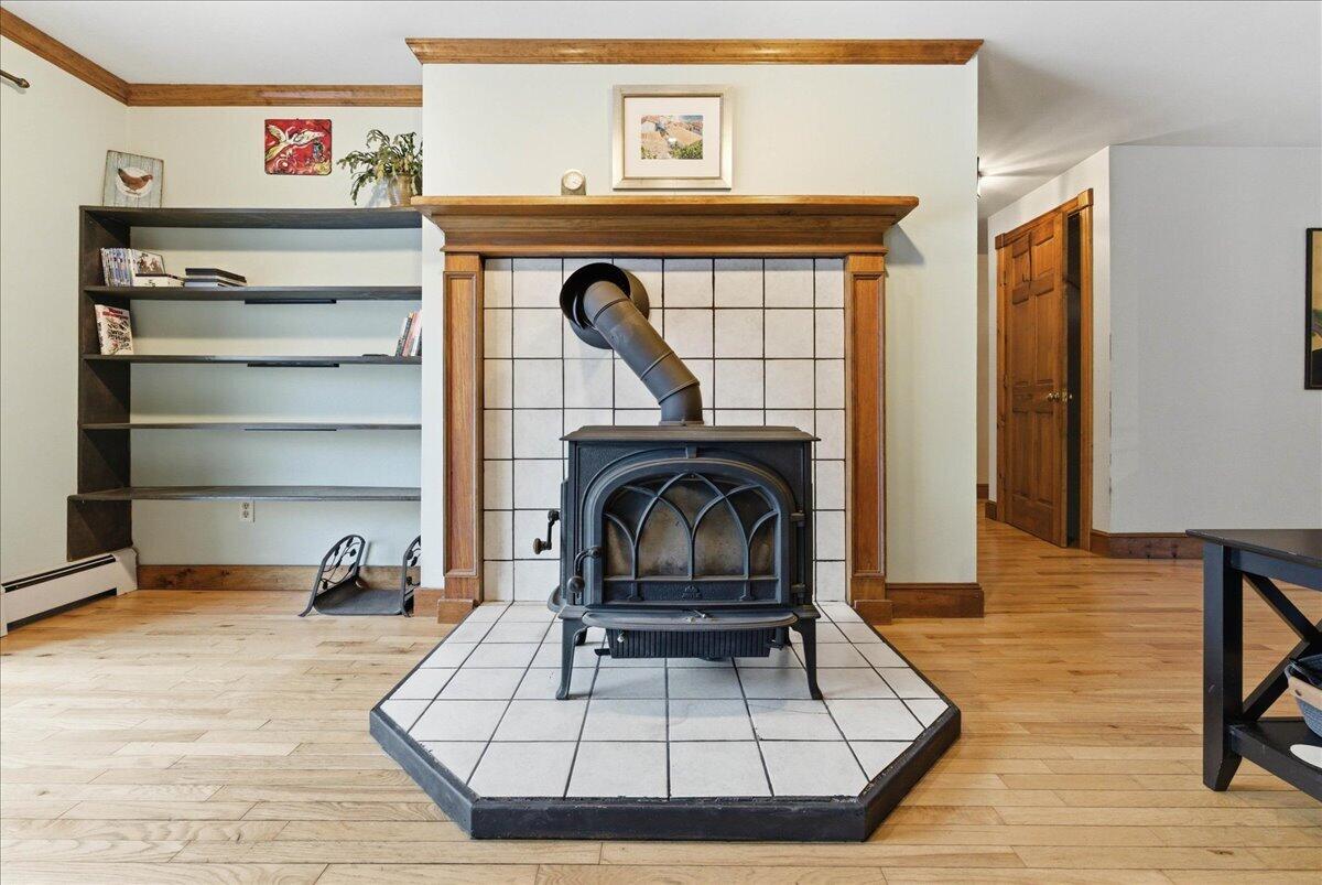 376 Main Street Wayne, ME 04284 - Photo 25 of 94 046-5_Family Room 1.5