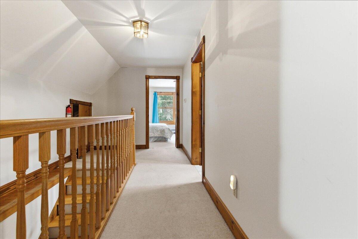 376 Main Street Wayne, ME 04284 - Photo 49 of 94 097-16_Hallway 2