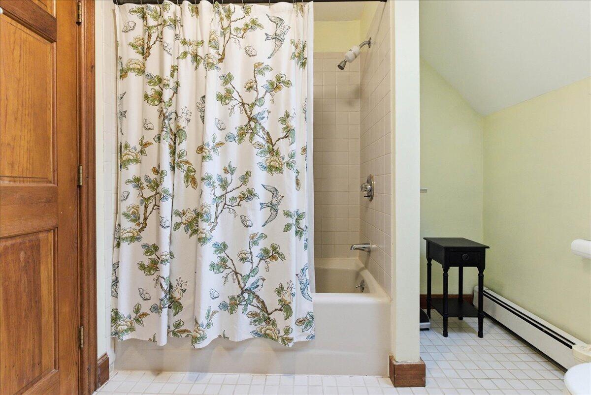 376 Main Street Wayne, ME 04284 - Photo 53 of 94 060-10_Bathroom 3.3