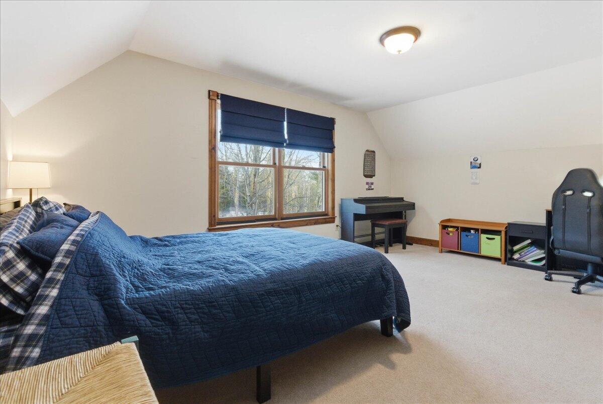 376 Main Street Wayne, ME 04284 - Photo 55 of 94 072-13_Bedroom 3.3