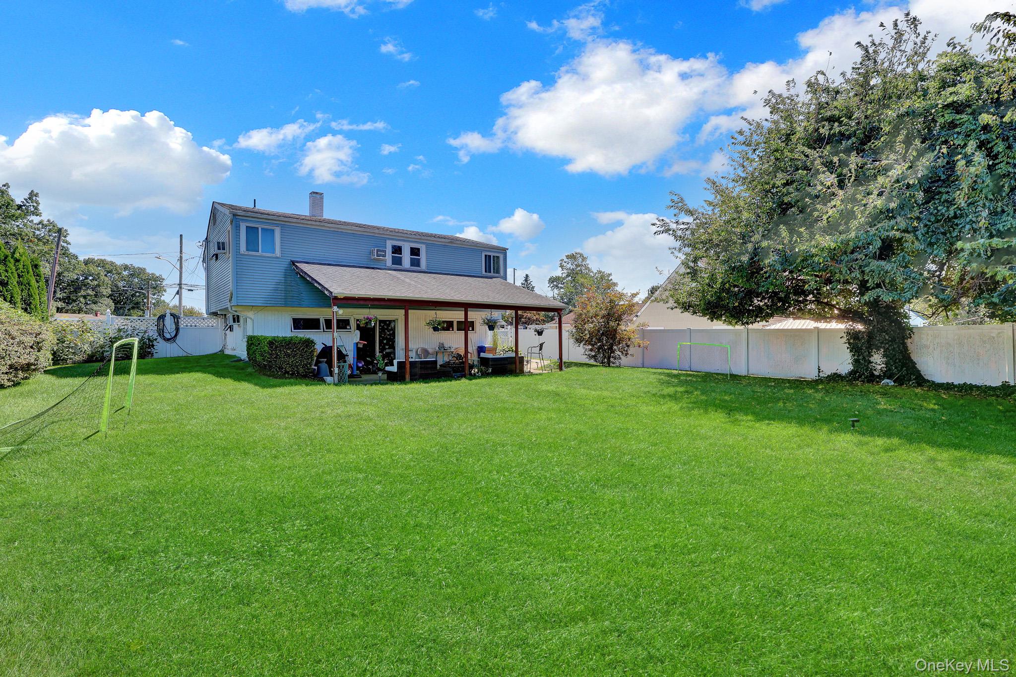 24 Charter Road Selden, NY 11784 - Photo 25 of 27 Gallery Image 25