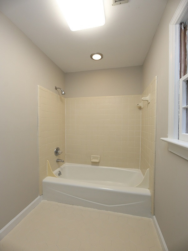 11957 Eagle Cliff Court Raleigh, NC 27613 - Photo 22 of 25 Master Bath