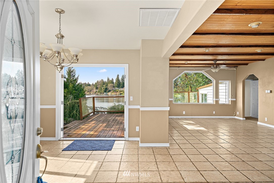 2221 Carpenter Road Southeast Lacey, WA 98503 - Photo 12 of 40 Gallery Image 12