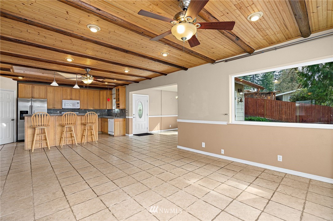 2221 Carpenter Road Southeast Lacey, WA 98503 - Photo 14 of 40 Gallery Image 14