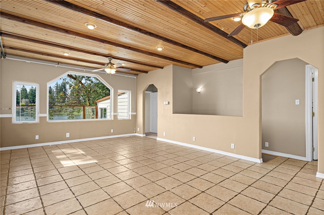 2221 Carpenter Road Southeast Lacey, WA 98503 - Photo 16 of 40 Gallery Image 16