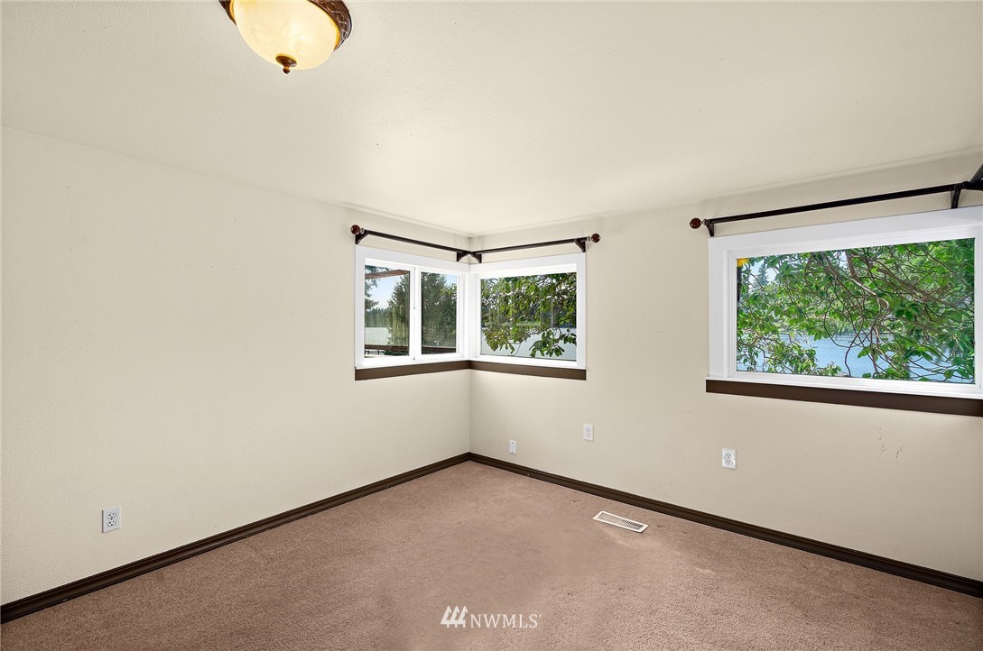 2221 Carpenter Road Southeast Lacey, WA 98503 - Photo 20 of 40 Gallery Image 20