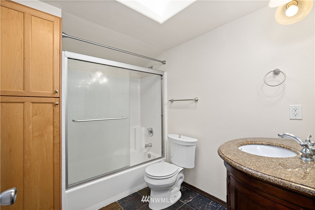 2221 Carpenter Road Southeast Lacey, WA 98503 - Photo 22 of 40 Gallery Image 22