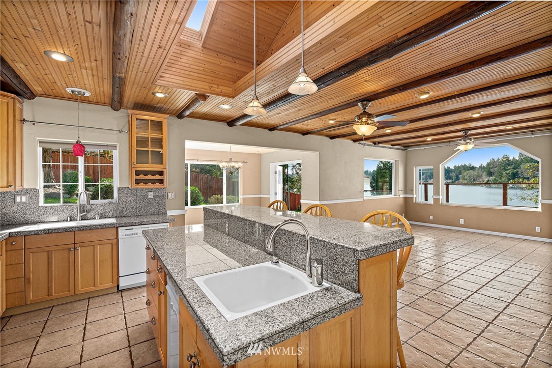 2221 Carpenter Road Southeast Lacey, WA 98503 - Photo 8 of 40 Gallery Image 8