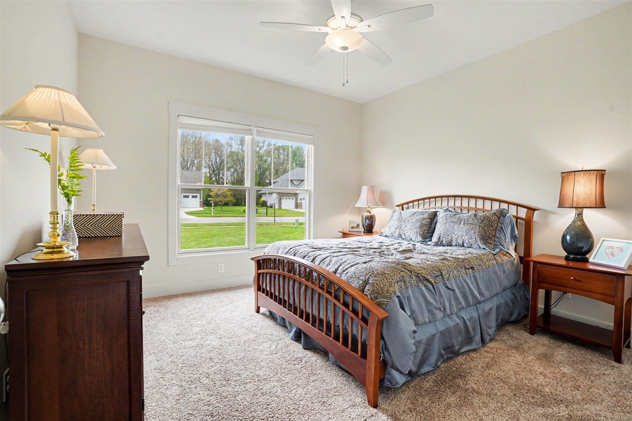 4001 Fox Woods Road St. Joseph, MI 49085 - Photo 20 of 44
