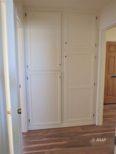 437 North Fairview Street Ridgecrest, CA 93555 - Photo 20 of 35 a view of space with wooden floor