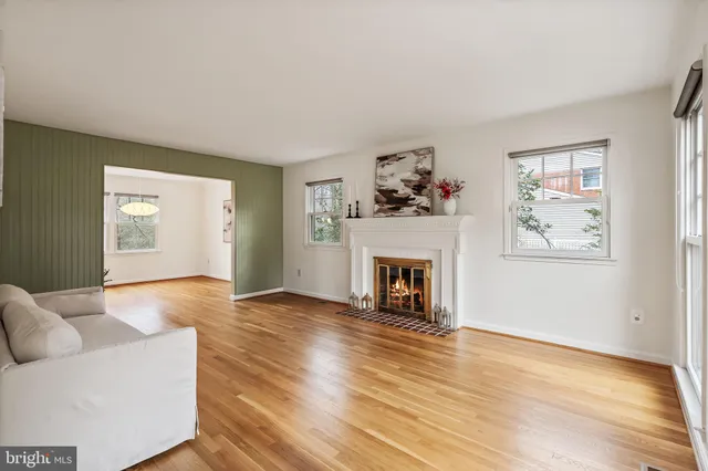 $5,500 | 3116 Wynford Drive, Fairfax, VA 22031