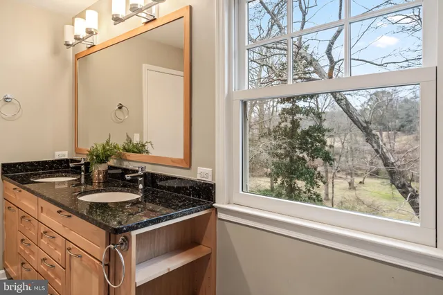 $5,500 | 3116 Wynford Drive, Fairfax, VA 22031