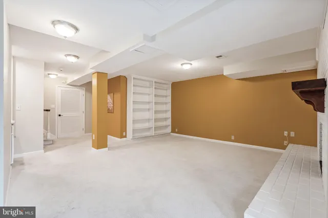 $5,500 | 3116 Wynford Drive, Fairfax, VA 22031