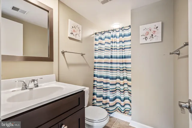 $5,500 | 3116 Wynford Drive, Fairfax, VA 22031