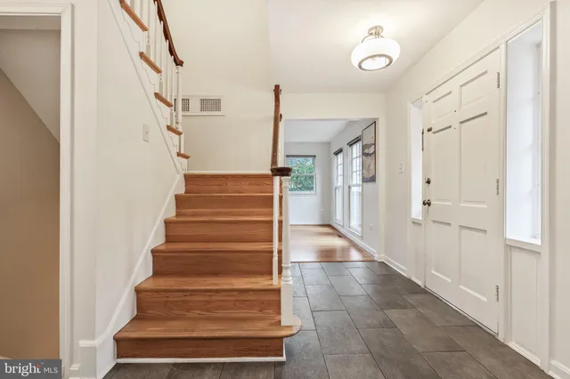 $5,500 | 3116 Wynford Drive, Fairfax, VA 22031