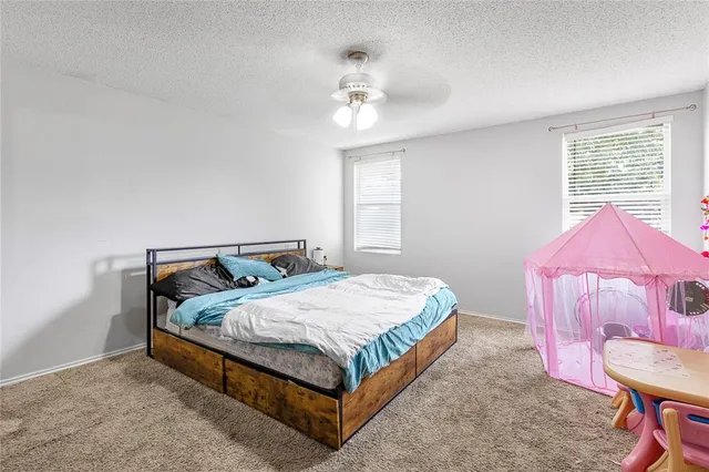 $349,999 | 925 Brooks Drive, Cedar Hill, TX 75104