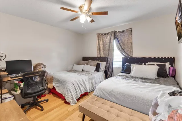 $349,999 | 925 Brooks Drive, Cedar Hill, TX 75104