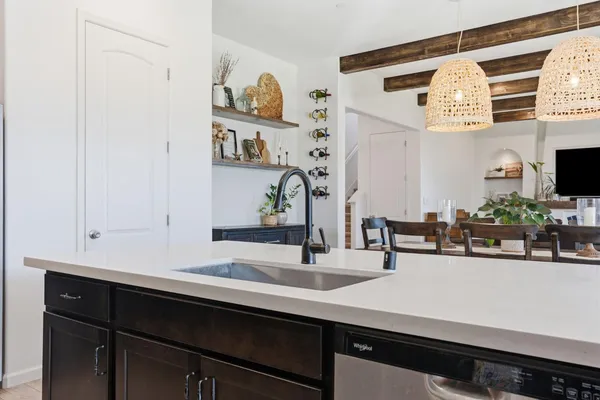 $598,000 | 588 Overstone Avenue, Madera, CA 93636