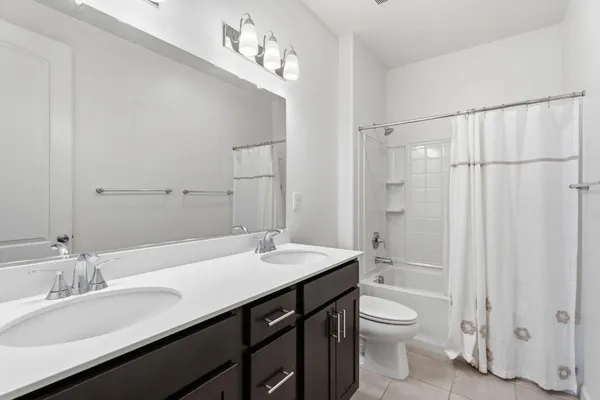 $598,000 | 588 Overstone Avenue, Madera, CA 93636