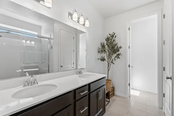 $598,000 | 588 Overstone Avenue, Madera, CA 93636