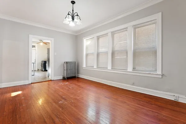 $1,650 | 7819 South Cornell Avenue, Unit 3, Chicago, IL 60649