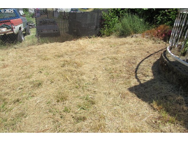 276 Union Gap Loop Oakland, OR 97462 - Photo 11 of 14