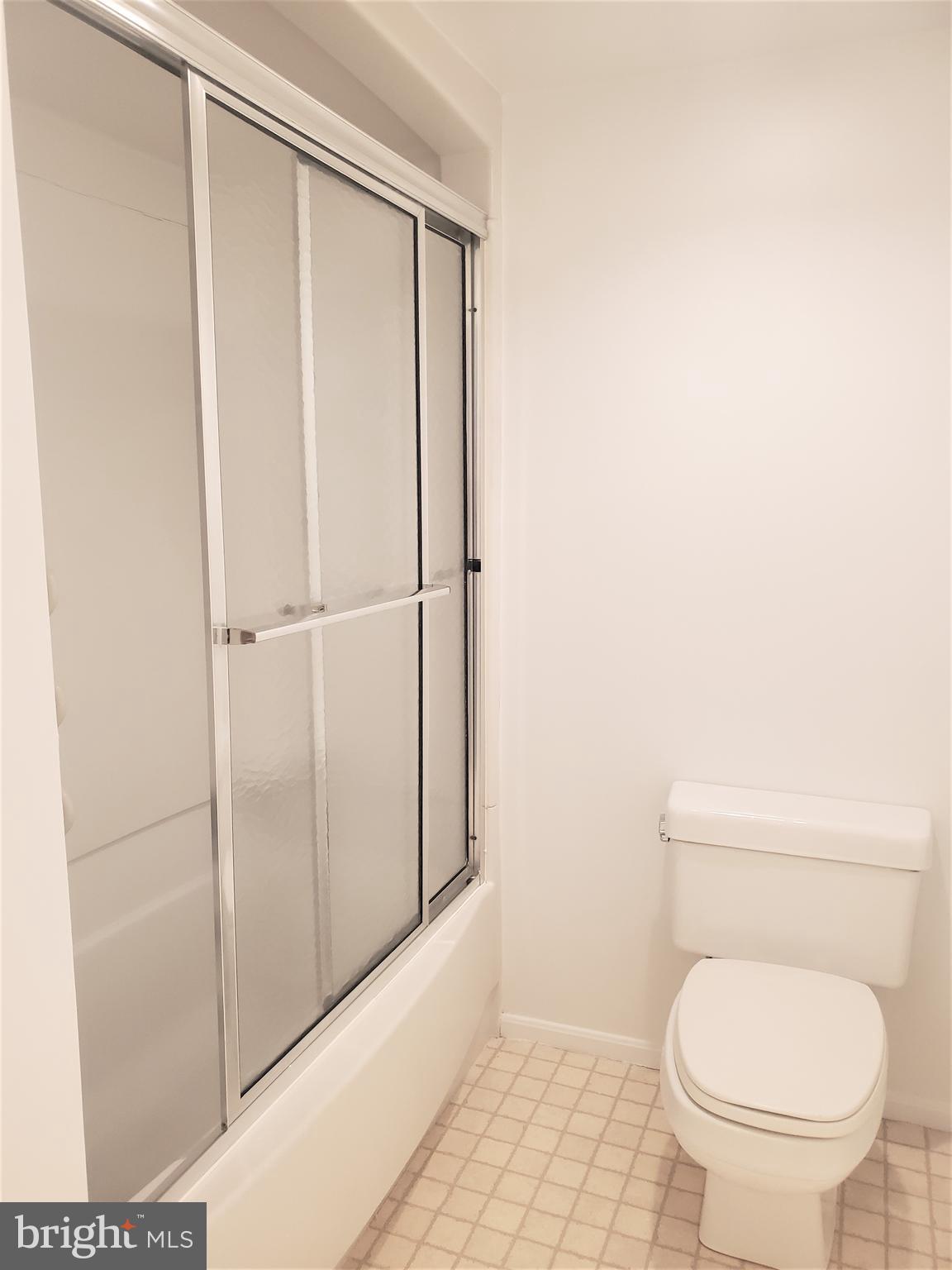 15100 Interlachen Drive, Unit 4516 Silver Spring, MD 20906 - Photo 22 of 28 Tub and Shower